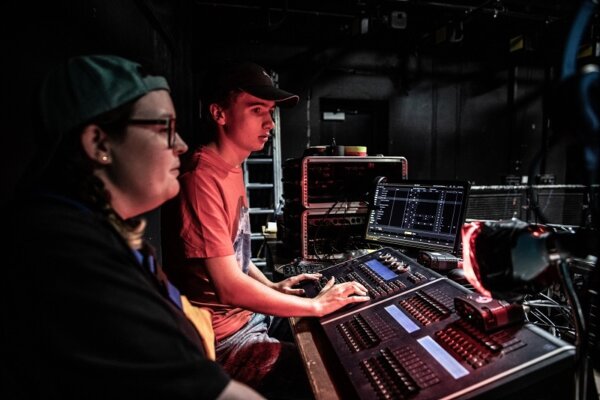 Lighting desk