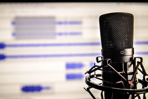 Microphone ge70c82d5b 1920