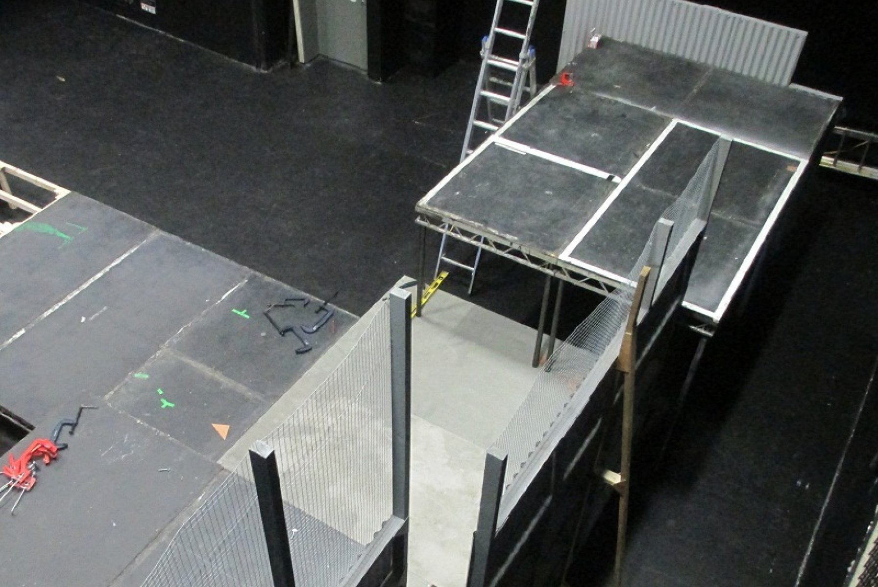 Building The Set For Web