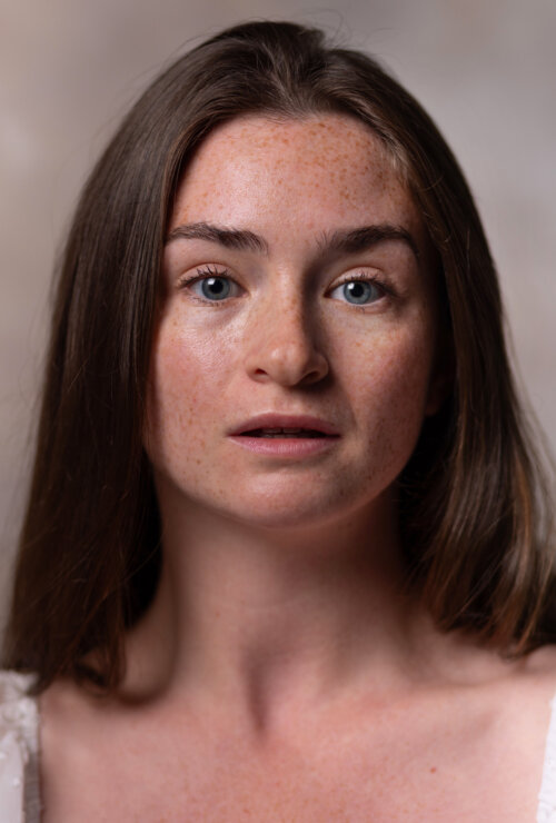 MAIN HEADSHOT Niamh Murphy 8x10