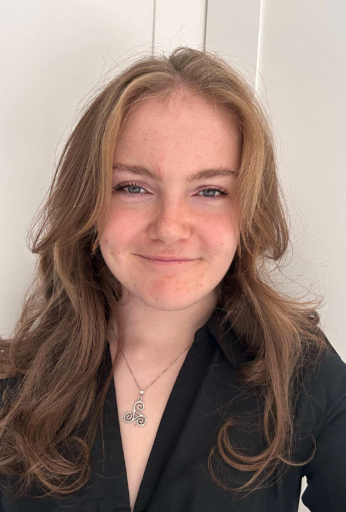 Emma hughes png