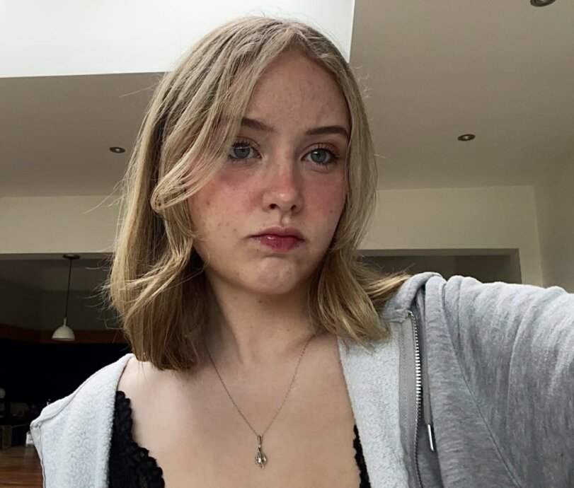 Aimee H Coloured 12