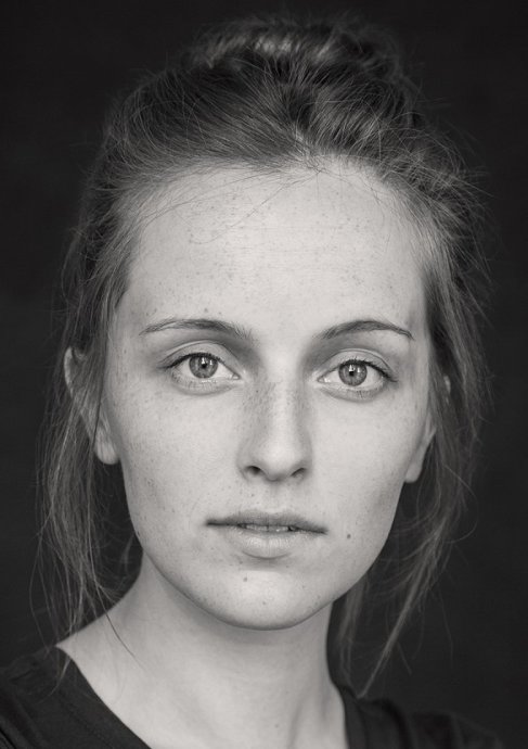 Ciara Ivie B W