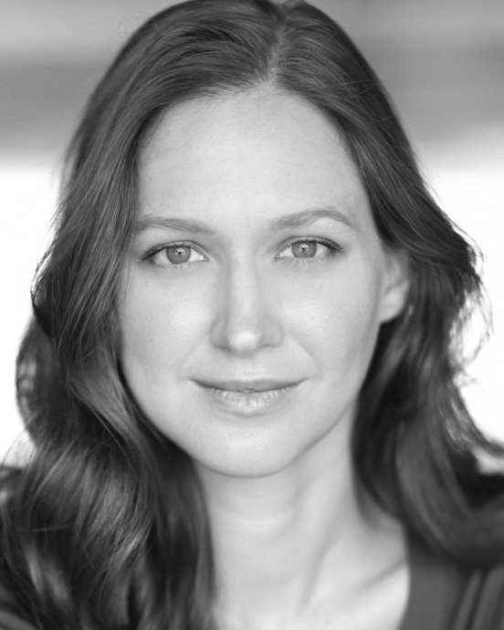 Lauren Mcarthur Bw Headshot